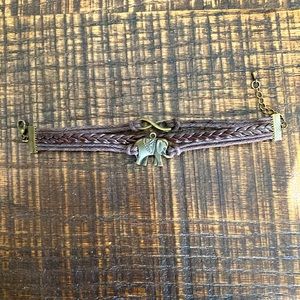 ❗️MOVING SALE❗️ Elephant Bracelet